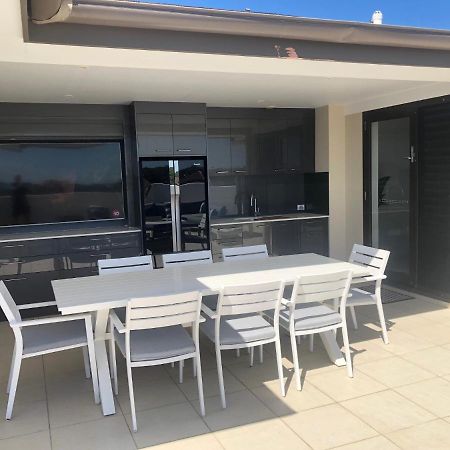 阿莱格拉赫维湾美爵公寓式酒店 外观 照片 Outdoor kitchen