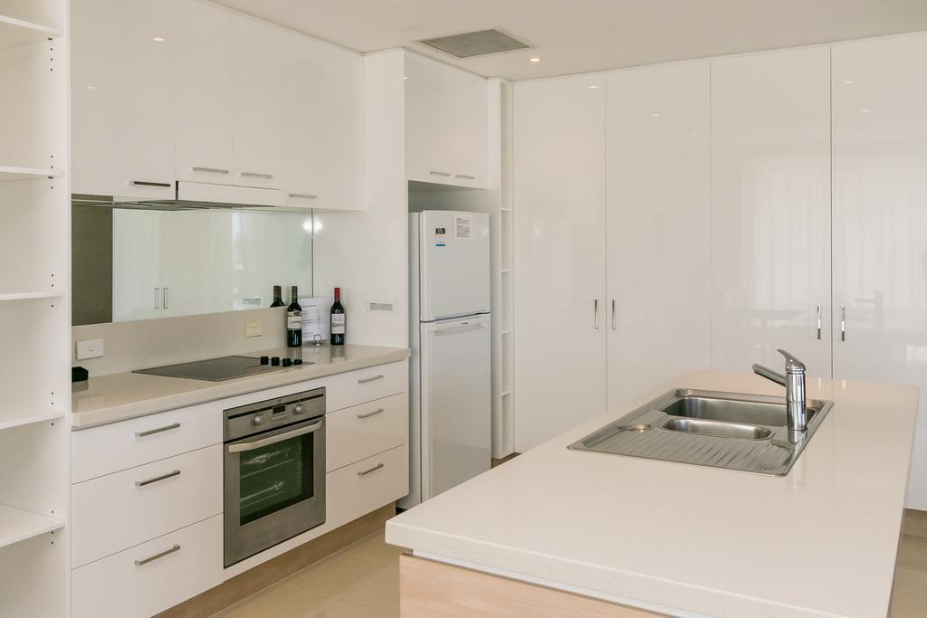 阿莱格拉赫维湾美爵公寓式酒店 外观 照片 A modern Australian kitchen