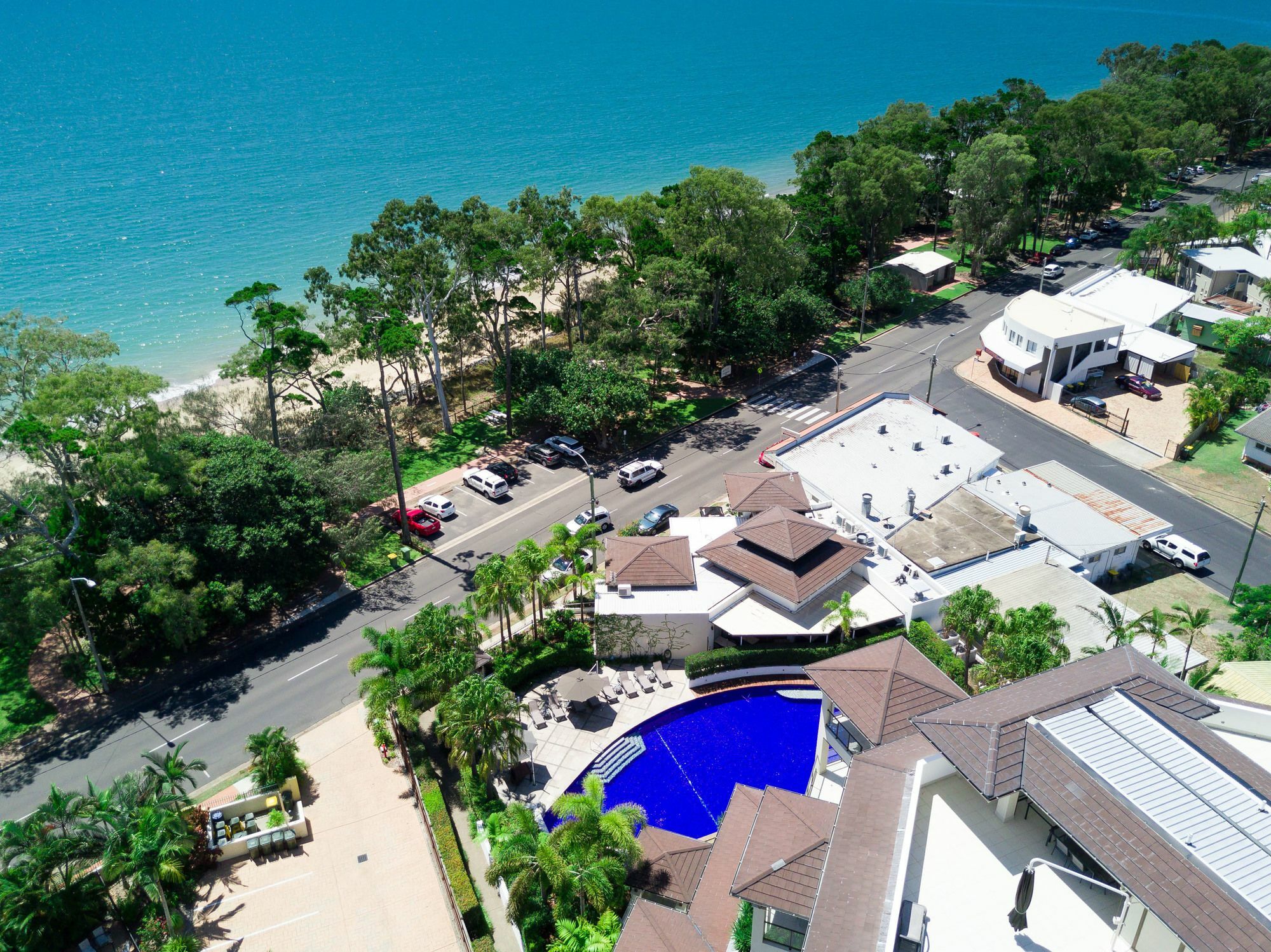 阿莱格拉赫维湾美爵公寓式酒店 外观 照片 Aerial view of the resort