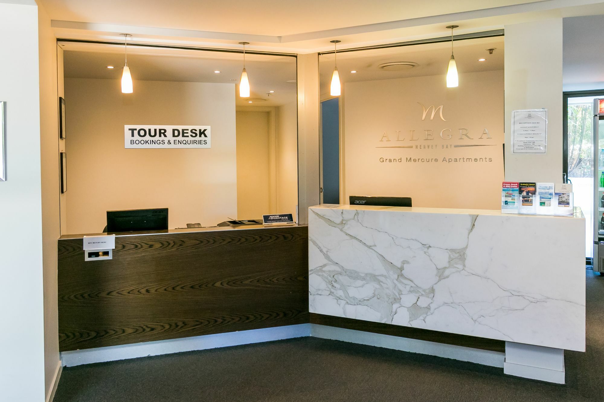 阿莱格拉赫维湾美爵公寓式酒店 外观 照片 Tour Desk at the National Museum of the United States Army